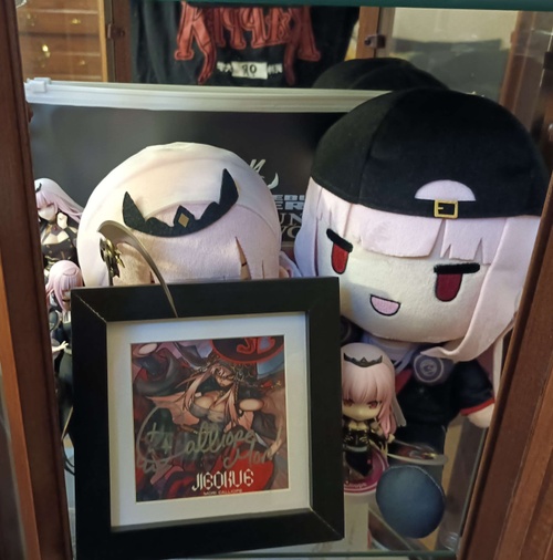 Happy Birthday, Mowi! I just want you to know how much I love listening to your music, and how much you inspire me every day with your hard work and your kindness. I wouldn't trade being a Dead Beat for anything, so here's to many more years together!<br class="newline" /><a class="read-time" target="_blank" rel="noopener noreferrer" href="https://www.youtube.com/watch?v=SaobHKDZ8KI&t=3h43m52s">Read Timestamp</a>